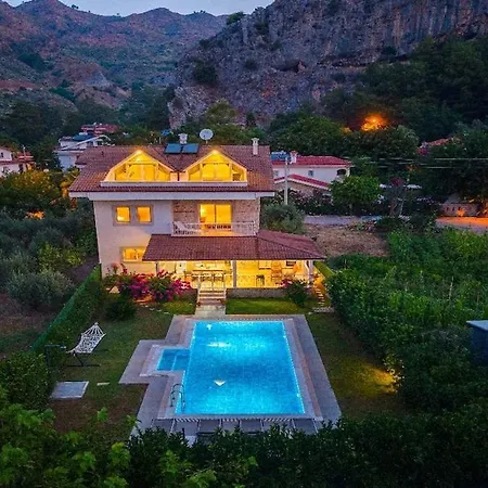 Villa Goecek Te Muestakil Havuzlu Konforlu, Bahceli Oezel Muestakil *