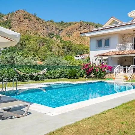Goecek Te Muestakil Havuzlu Konforlu, Bahceli Oezel Muestakil * Fethiye