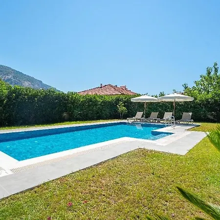 Villa Goecek Te Muestakil Havuzlu Konforlu, Bahceli Oezel Muestakil *