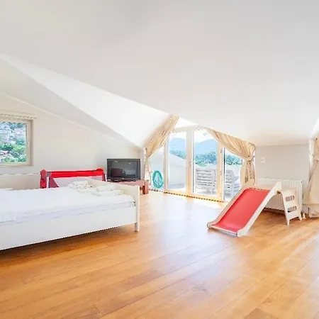 Villa Goecek Te Muestakil Havuzlu Konforlu, Bahceli Oezel Muestakil *