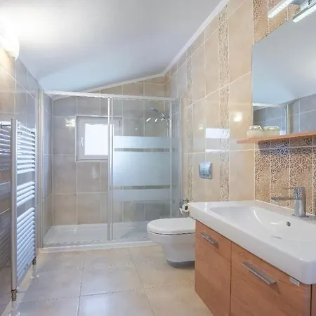 Goecek Te Muestakil Havuzlu Konforlu, Bahceli Oezel Muestakil Villa Fethiye